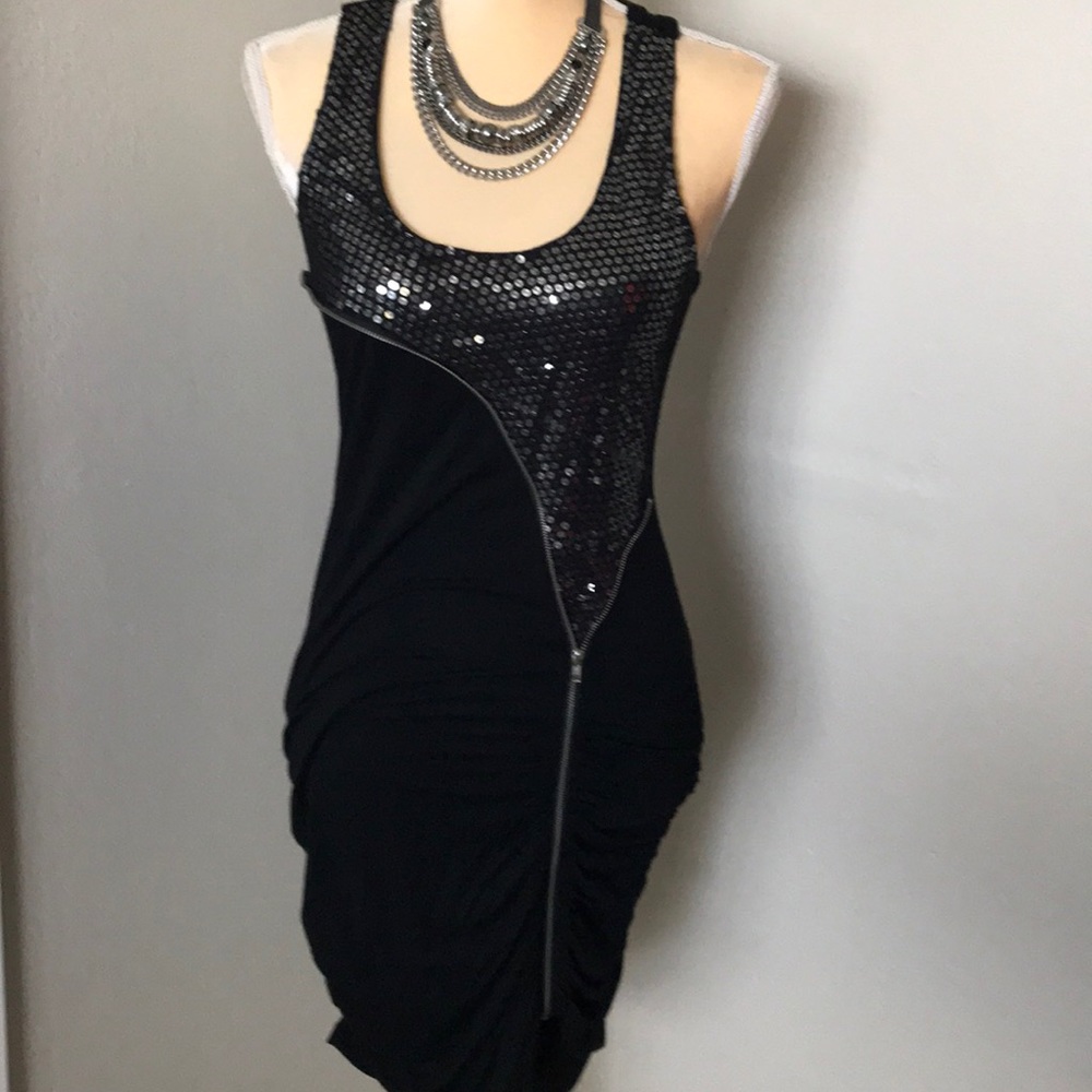 MINT BLACK SEQUIN ZIPPER DRESS